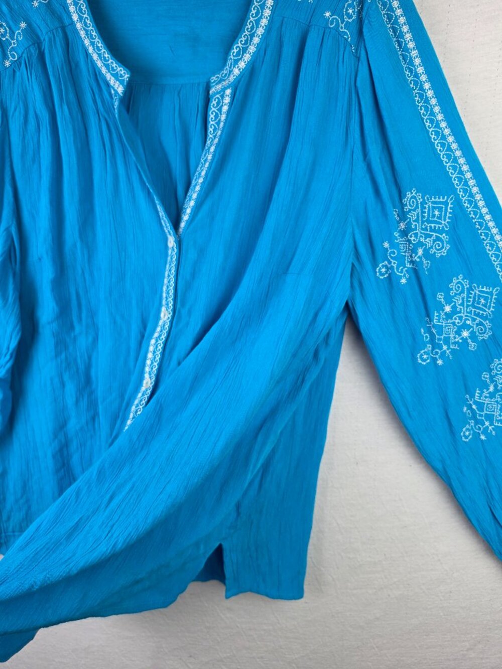 Soft Surroundings Imane Gauze Tunic Embroidered Crinkled Blue size 1X Resortwear - Picture 9 of 16